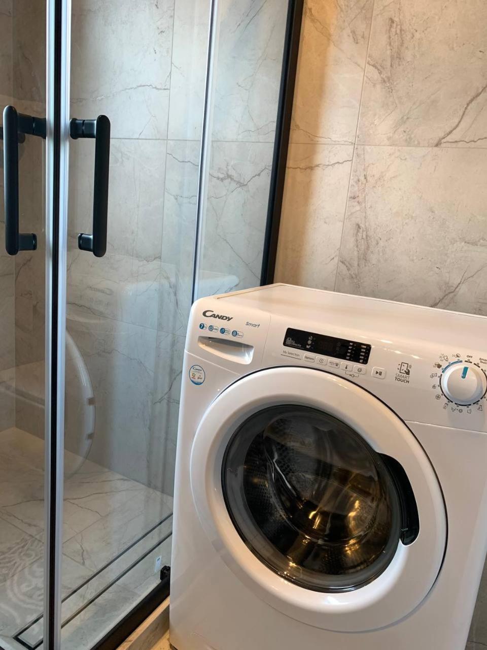 Komfortowy W Spokojnej Dzielnicy Apartament